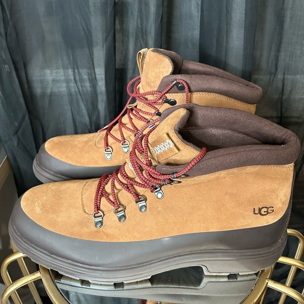 UGG Biltmore Suede Hiker Boots NEW - Picture 2 of 5